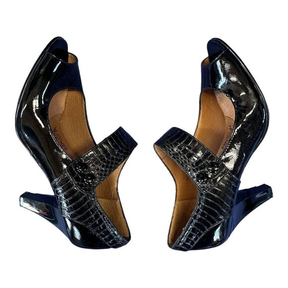 Sofft | Black Mary Jane Black Patent Leather Button Strap Heels 7.5M - Picture 7 of 10